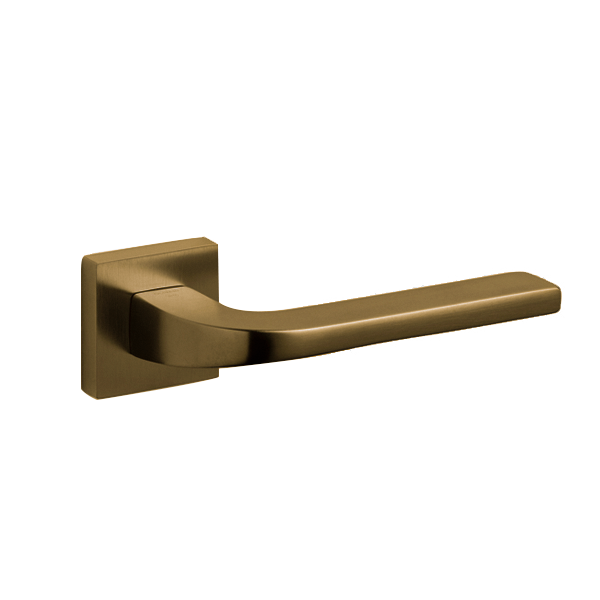 Olivari Italian Door Handle in Brass Lesmo